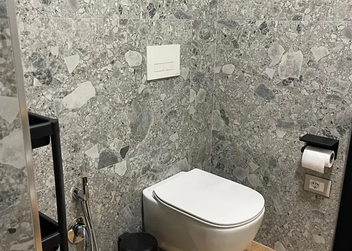 Glaunkel Penthouse * טיראנה