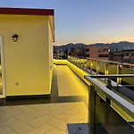 Glaunkel Penthouse Apartment Tirana
