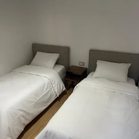 Glaunkel Penthouse Apartamento Tirana