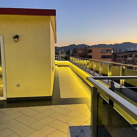 Glaunkel Penthouse Apartamento Tirana