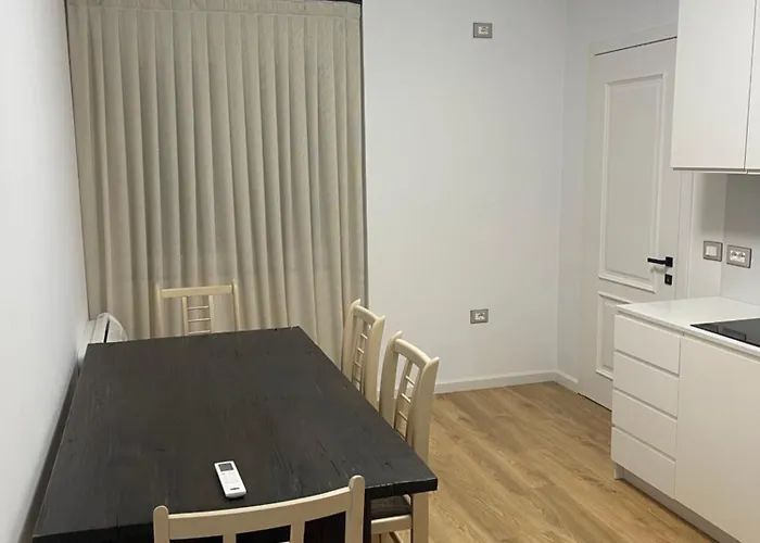 Glaunkel Penthouse * Tiran